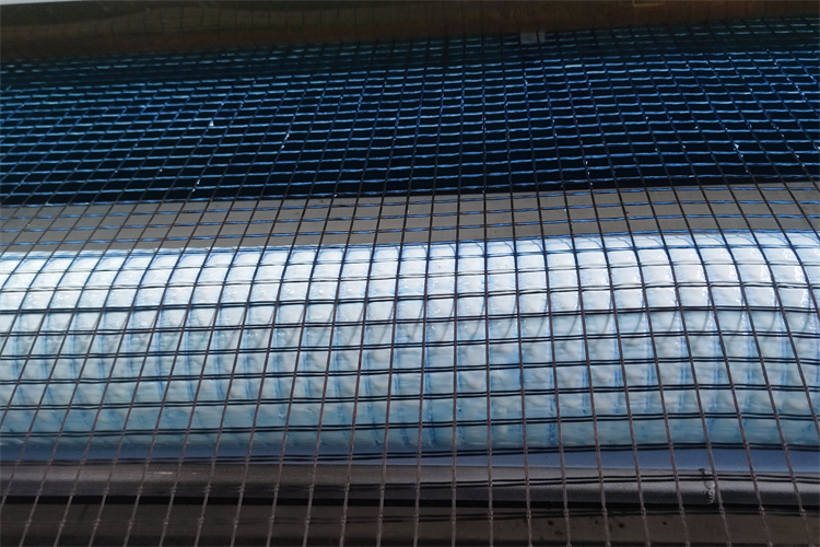 玻璃鋼格柵蓋板 打造垂釣園安全、耐用、美觀的走道優(yōu)選方案